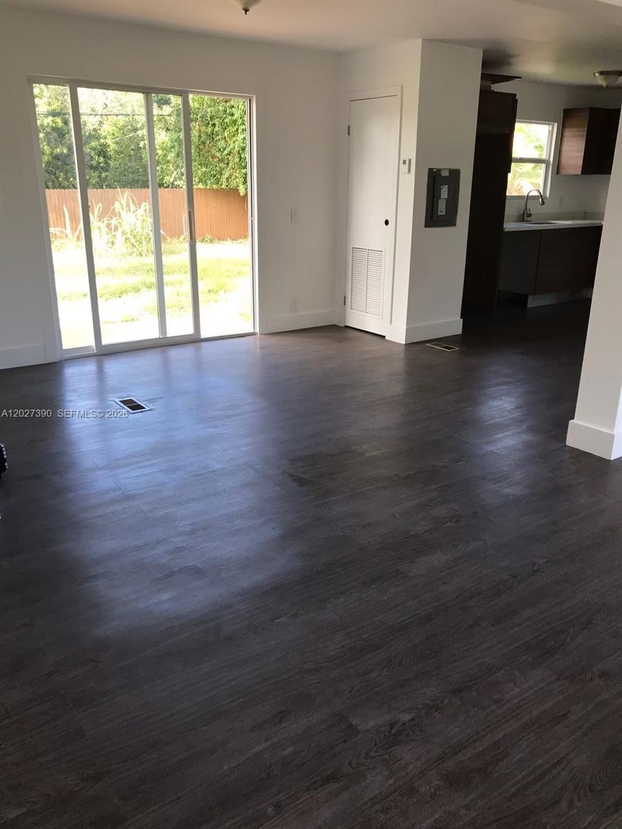 Real estate property located at 3327 Sapphire Rd, Palm Beach, Hypoluxo Village 2, Lake Worth, FL