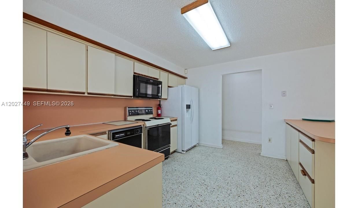 Real estate property located at 3062 14th St, Miami-dade, Mcallister Terrace, Miami, FL