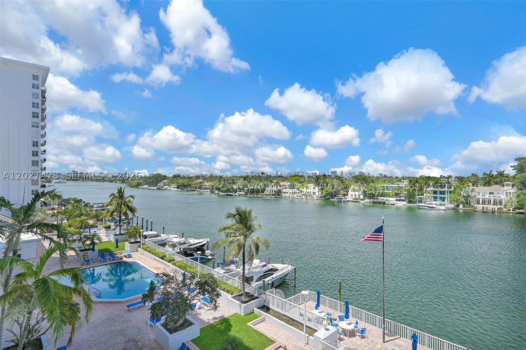 Real estate property located at 5700 Collins Ave #5J, Miami-dade, Seacoast 5700 Condo, Miami Beach, FL