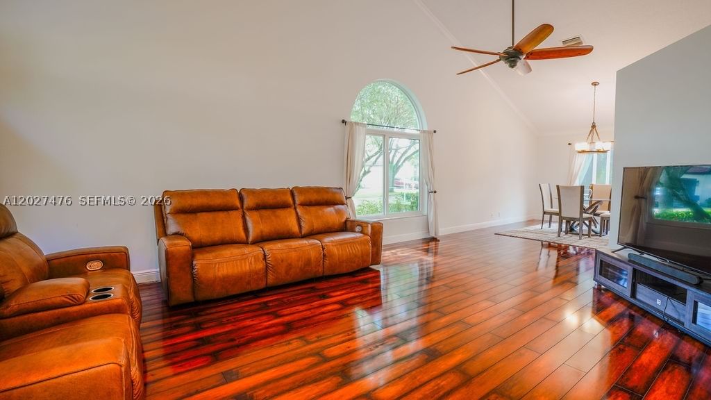 Real estate property located at 10202 Caracas St, Broward, Embassy Lakes, Cooper City, FL