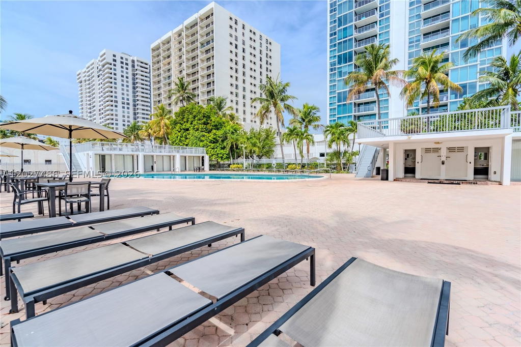Real estate property located at 2655 Collins Ave #603, Miami-dade, Mirasol Ocean Towers Cond, Miami Beach, FL