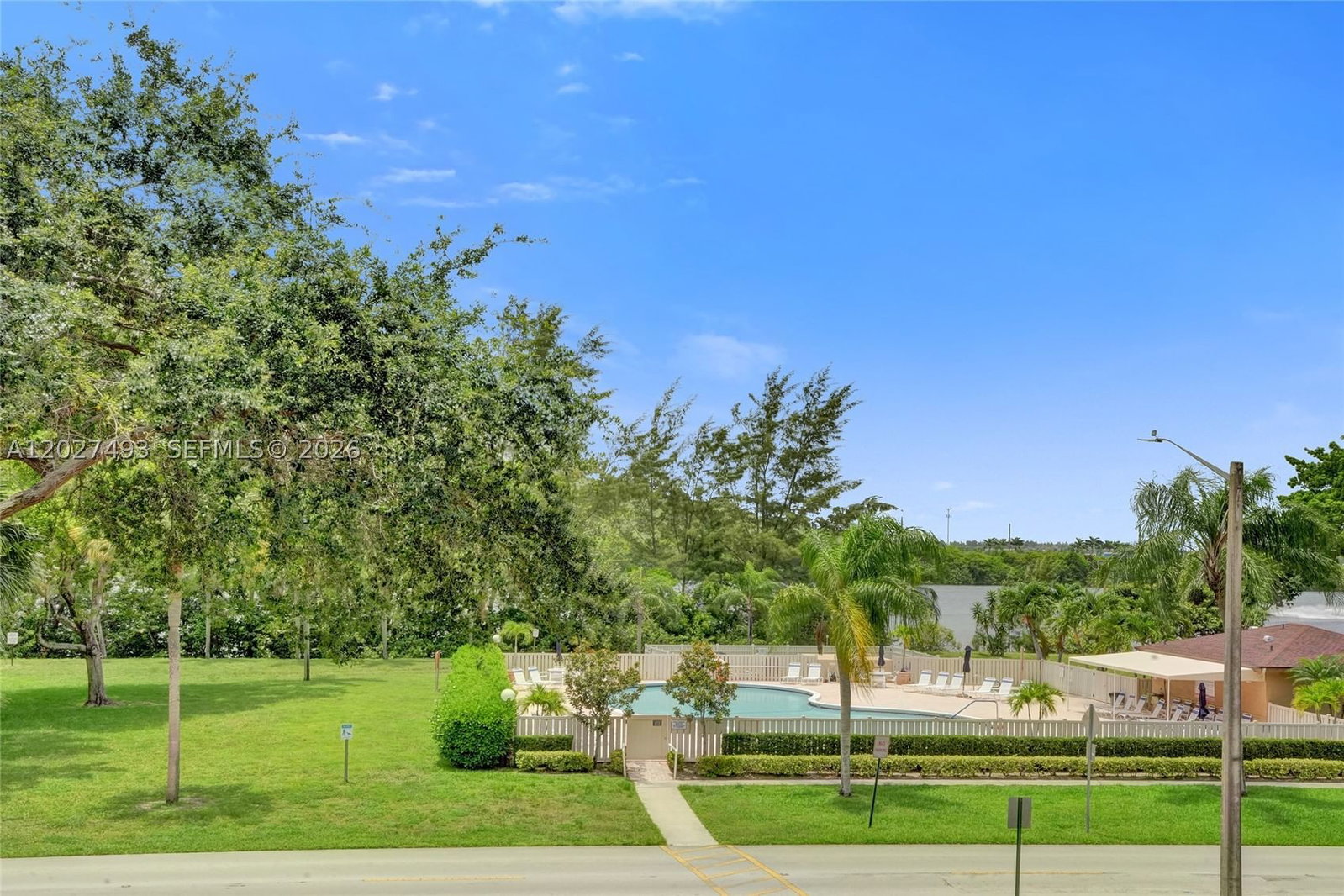 Real estate property located at 4550 18th Ave #306, Broward, Waters Edge Towers Condo, Deerfield Beach, FL