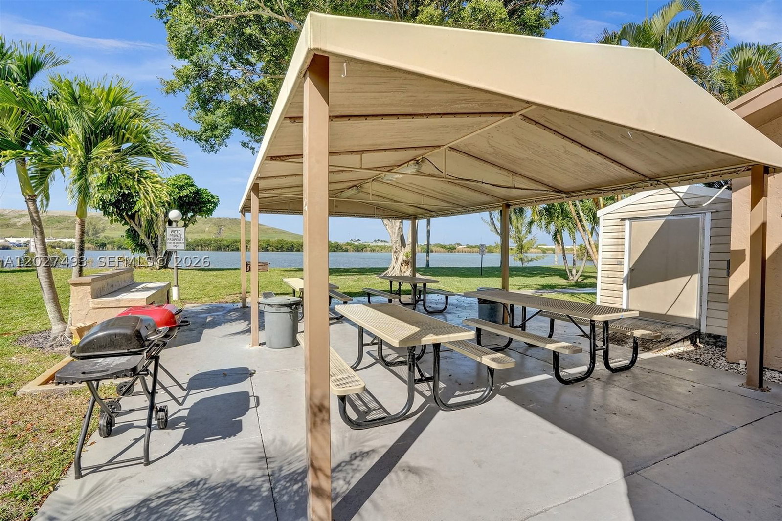 Real estate property located at 4550 18th Ave #306, Broward, Waters Edge Towers Condo, Deerfield Beach, FL
