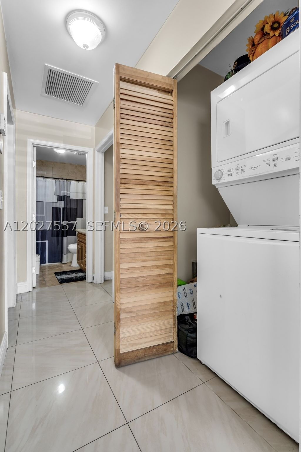 Real estate property located at 2986 26th St, Miami-dade, Garvey Gardens, Miami, FL