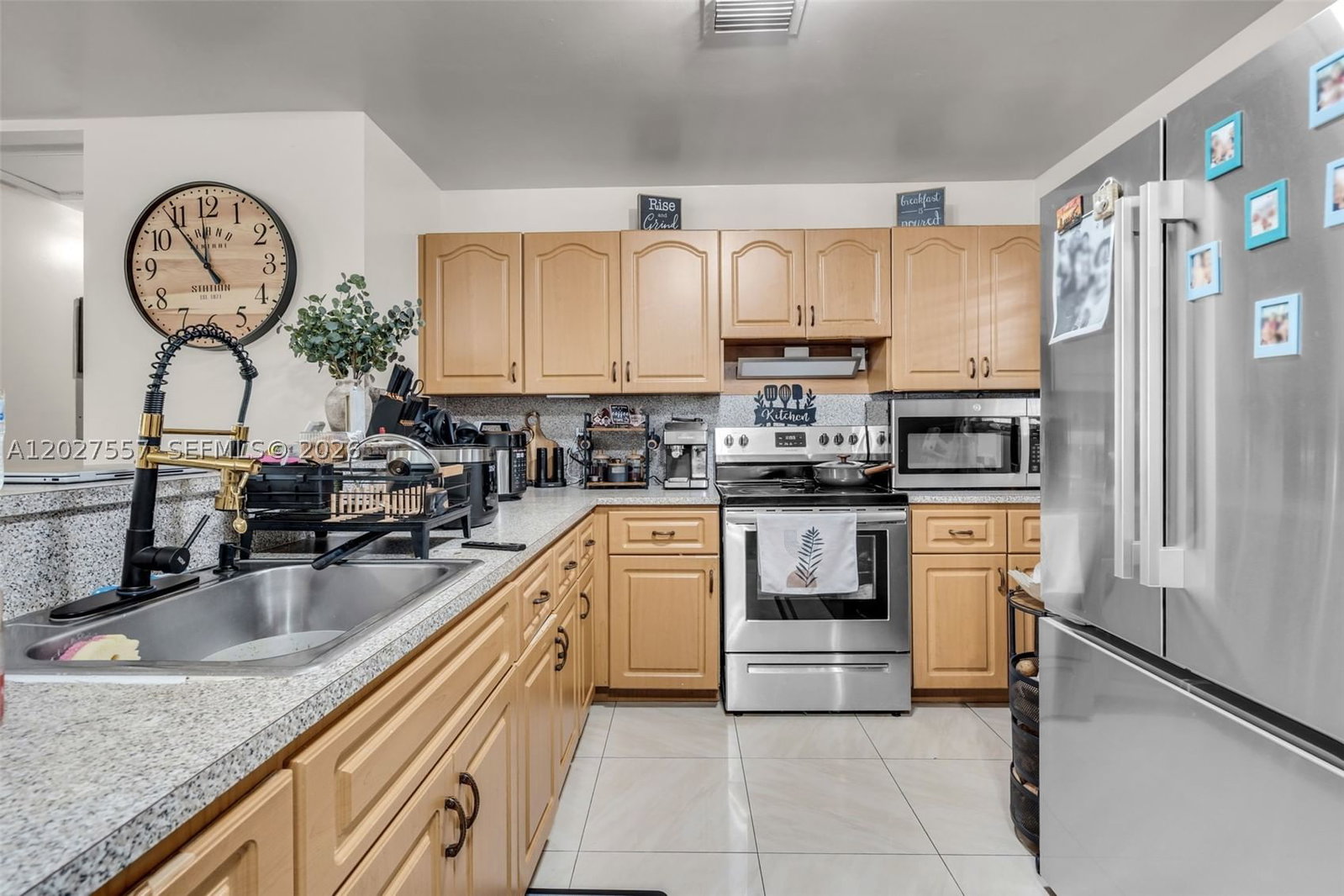 Real estate property located at 2986 26th St, Miami-dade, Garvey Gardens, Miami, FL