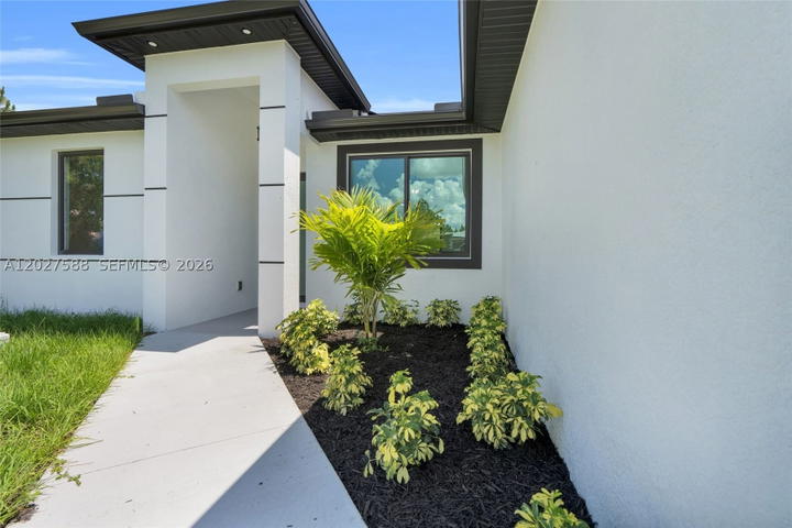 Real estate property located at 3511 27th ST SW, Lee, Lehigh Acres, Lehigh Acres, FL