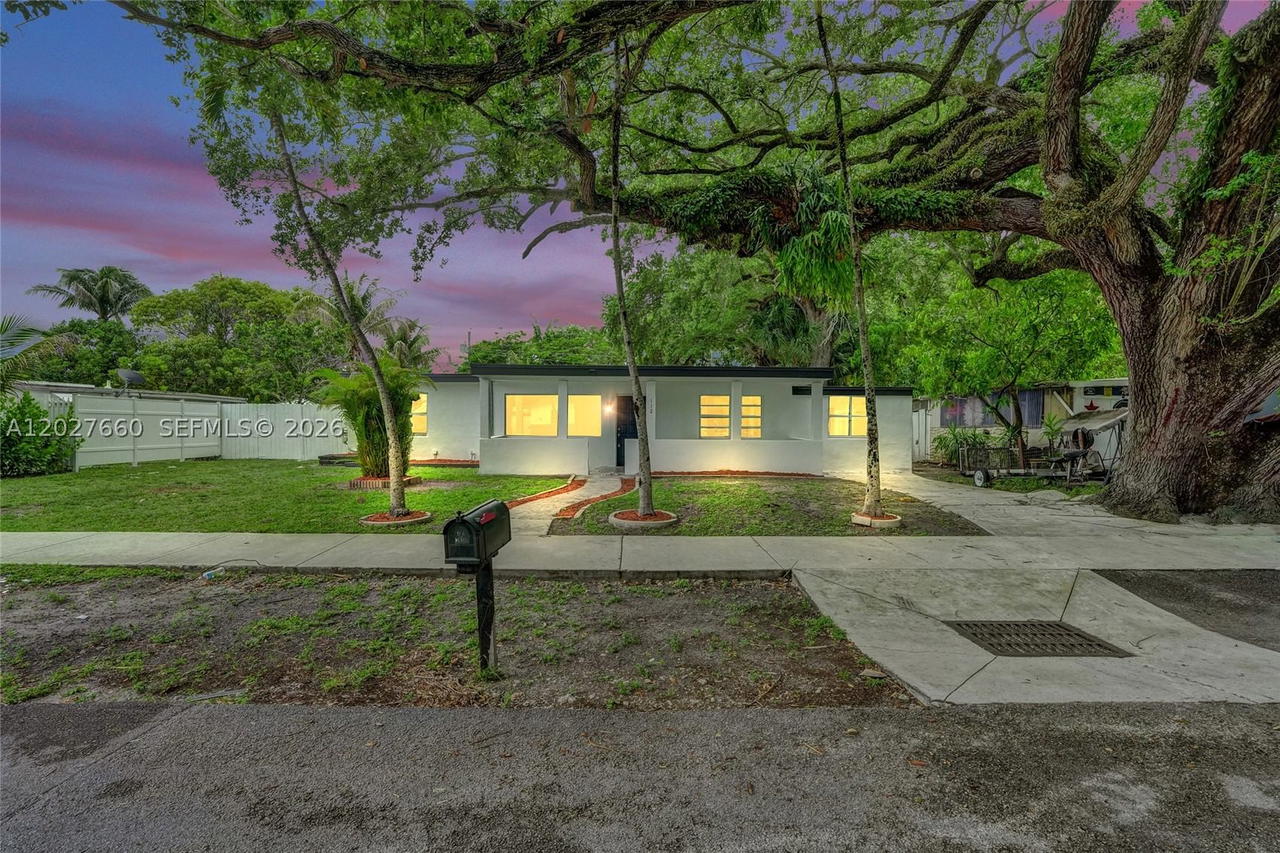 Real estate property located at 112 Edmund Rd, Broward, Miami Gardens Estates Sec, West Park, FL