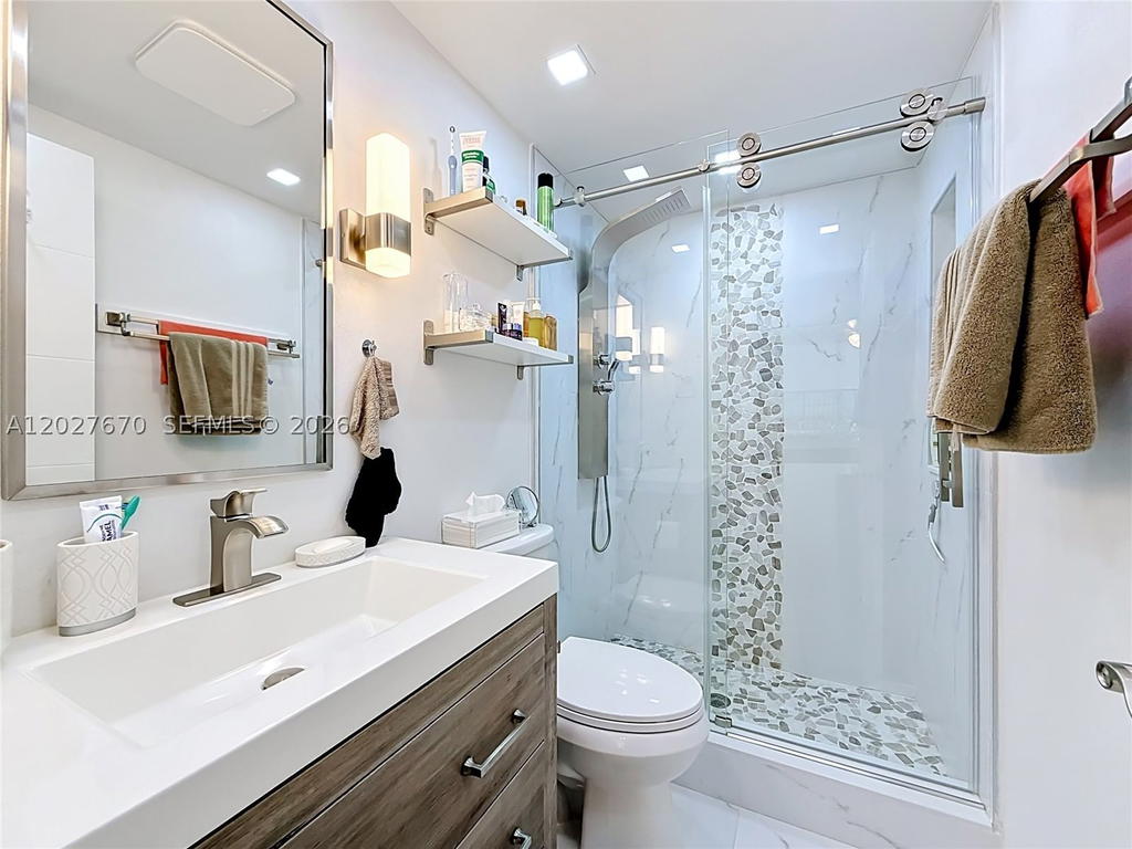 Real estate property located at 9350 Fontainebleau Blvd #101, Miami-dade, The Fountains At Fontaine, Miami, FL