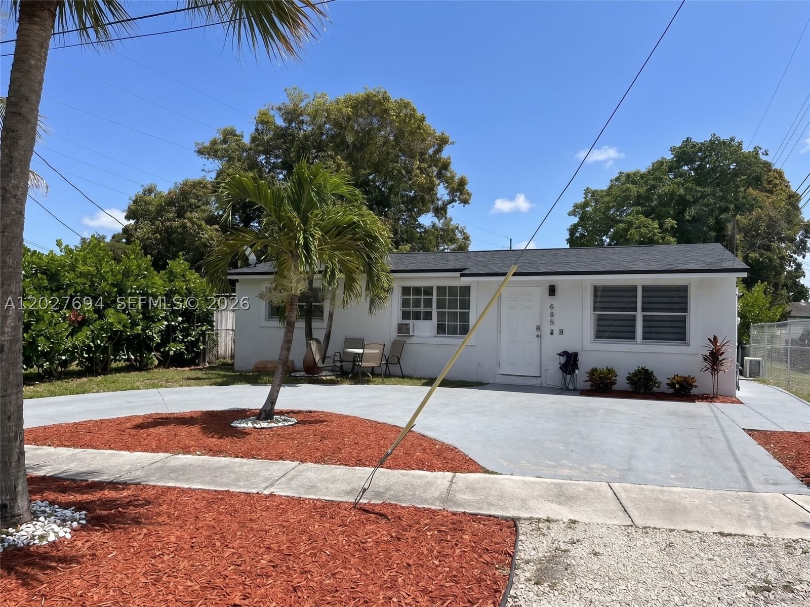 Real estate property located at 685 7th Terr, Broward, College Tract First Add, Dania Beach, FL