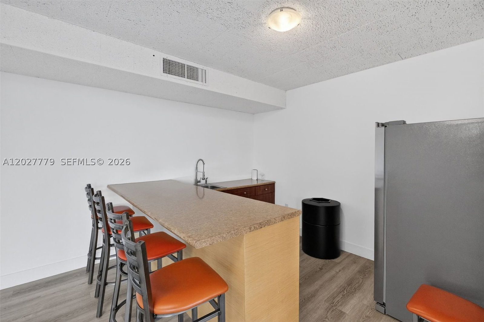 Real estate property located at 2655 Collins Ave #1407, Miami-dade, Mirasol Ocean Towers Cond, Miami Beach, FL