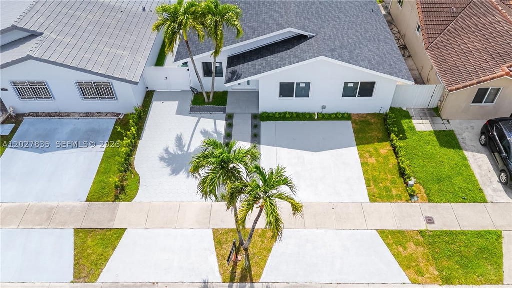 Real estate property located at 1265 142nd Ave, Miami-dade, Aljura Sub, Miami, FL