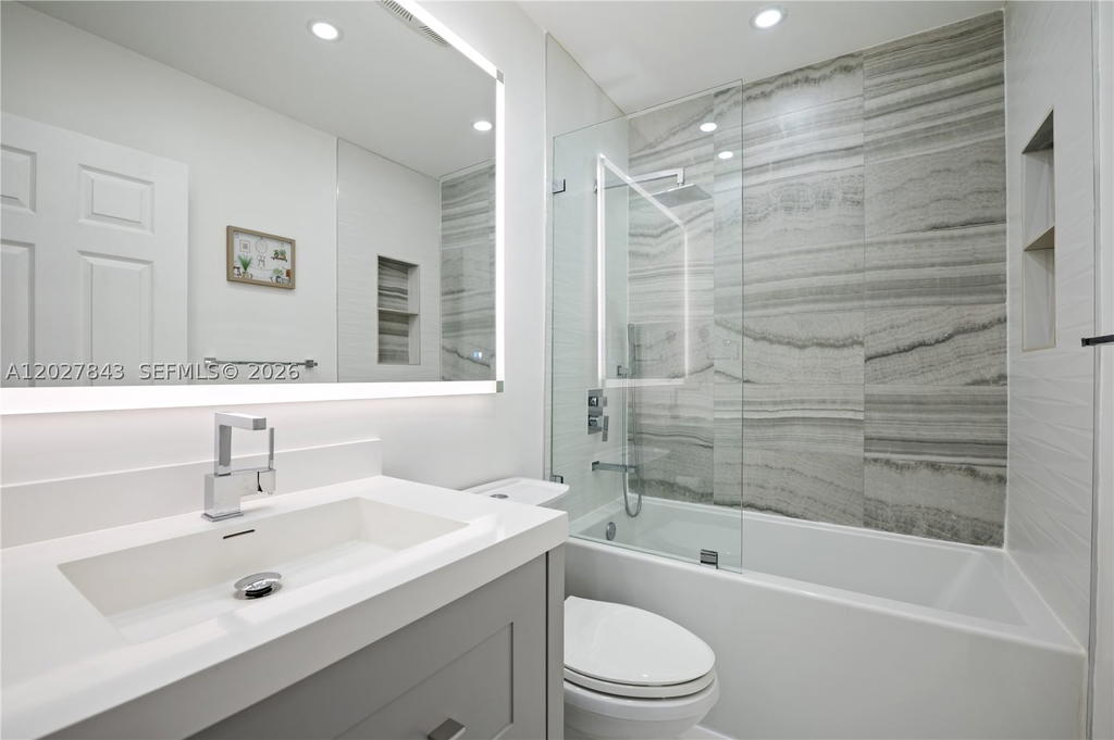 Real estate property located at 16278 97th Ter, Miami-dade, Monaco Estates At Kendall, Miami, FL