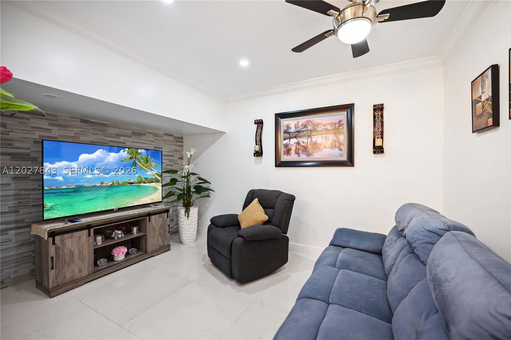 Real estate property located at 16278 97th Ter, Miami-dade, Monaco Estates At Kendall, Miami, FL