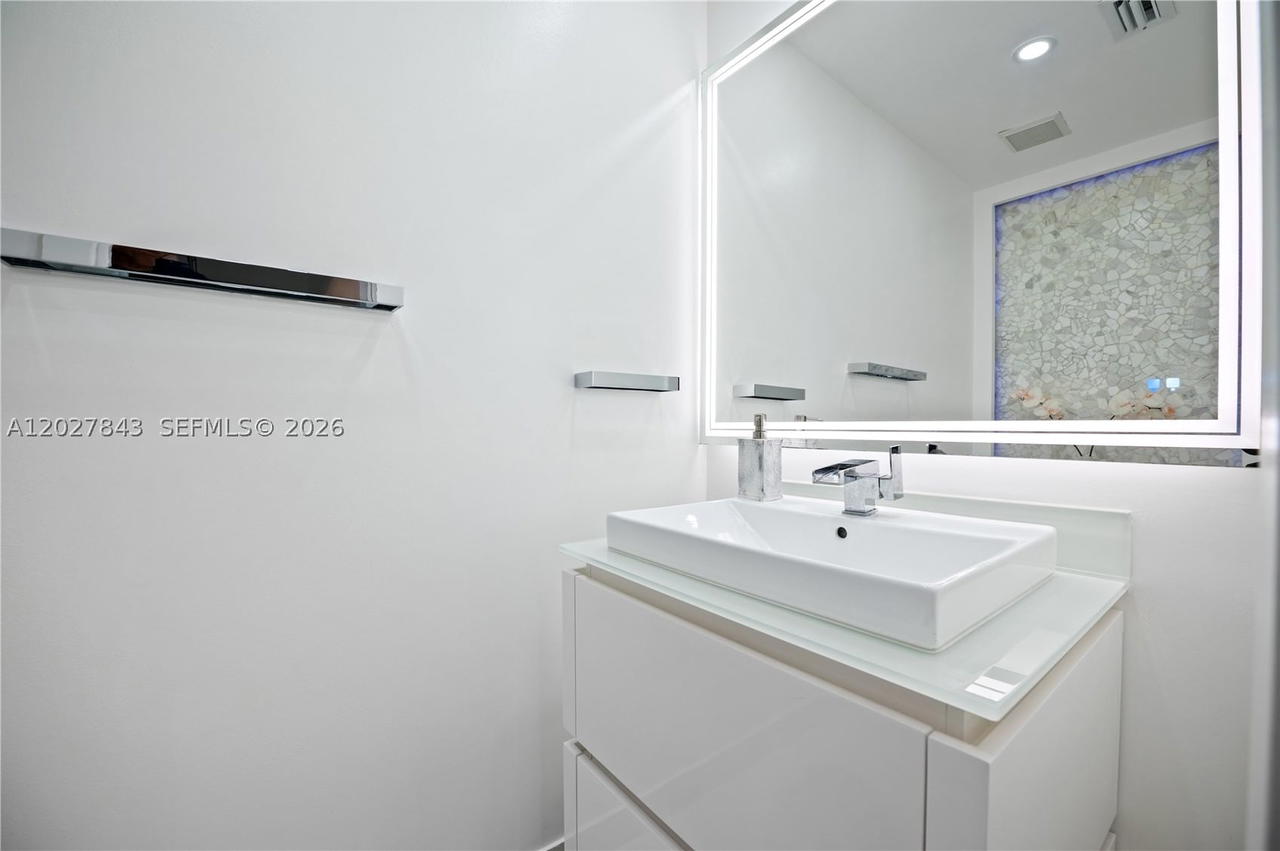Real estate property located at 16278 97th Ter, Miami-dade, Monaco Estates At Kendall, Miami, FL