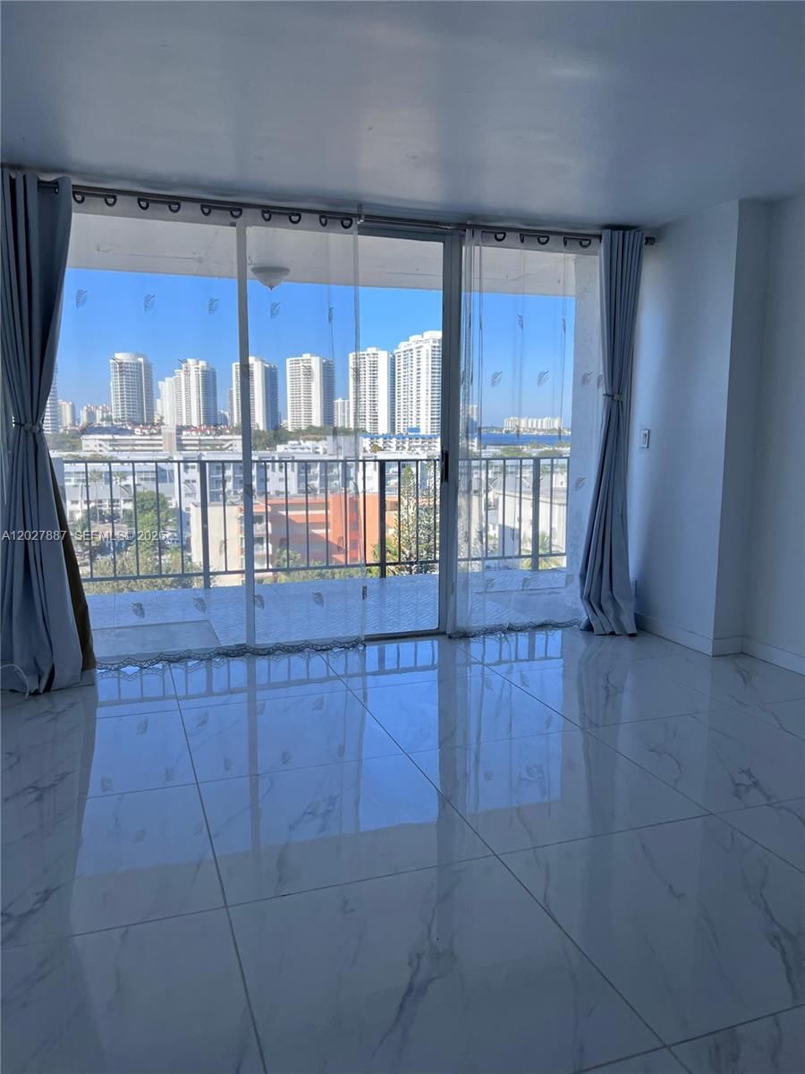 Real estate property located at 3545 166th St #1004, Miami-dade, Coral Isle West Condo, North Miami Beach, FL