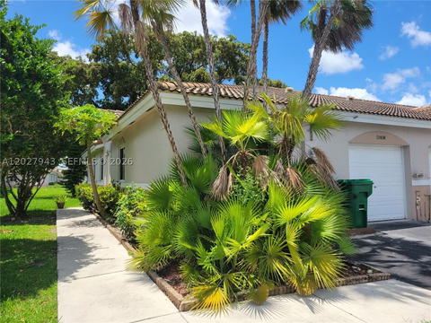 Real estate property located at 11408 17th Ct, Broward, Villages Of Renaissance, Miramar, FL