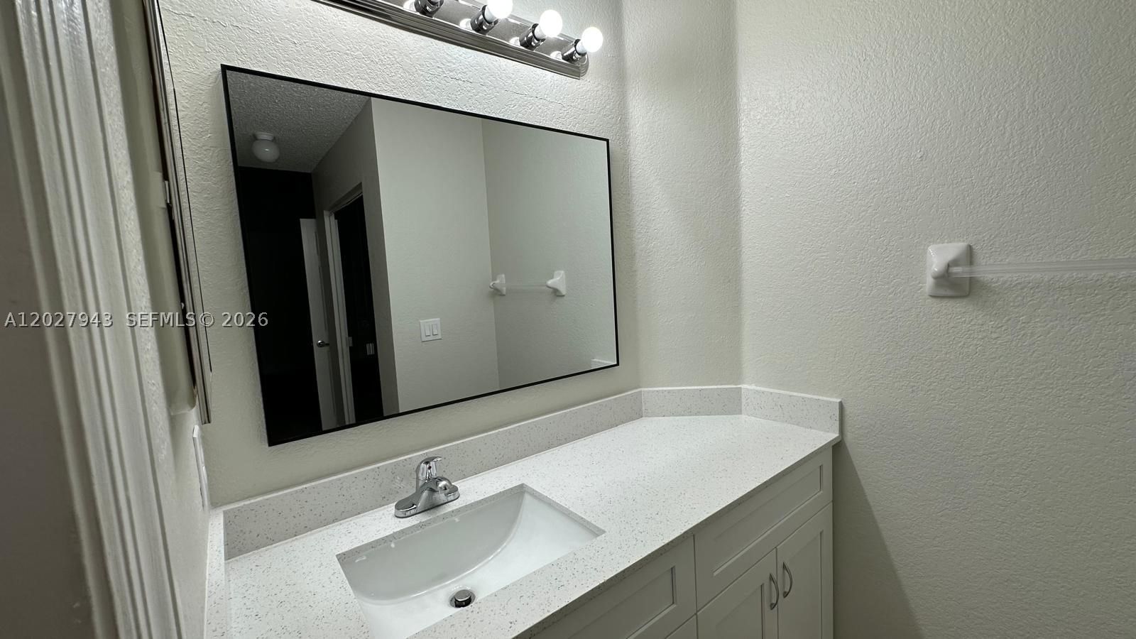 Real estate property located at 11408 17th Ct, Broward, Villages Of Renaissance, Miramar, FL