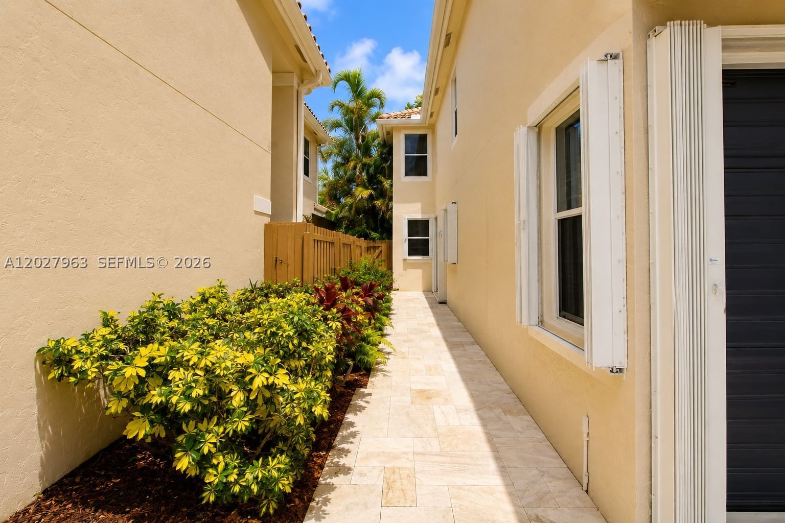 Real estate property located at 6646 25th Ter, Palm Beach, Banyans Of Arvida Country, Boca Raton, FL