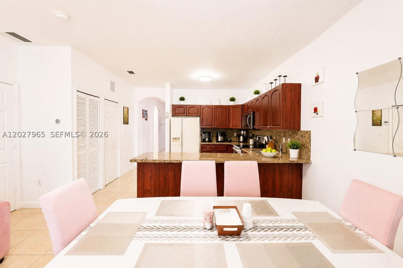 Real estate property located at 10624 181st St, Miami-dade, Jamel Twinhomes, Miami, FL