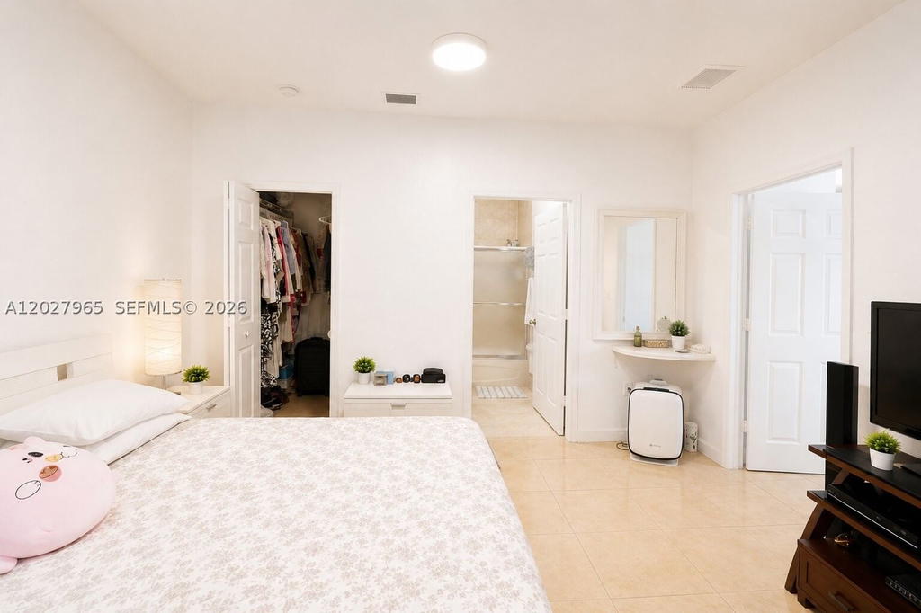 Real estate property located at 10624 181st St, Miami-dade, Jamel Twinhomes, Miami, FL