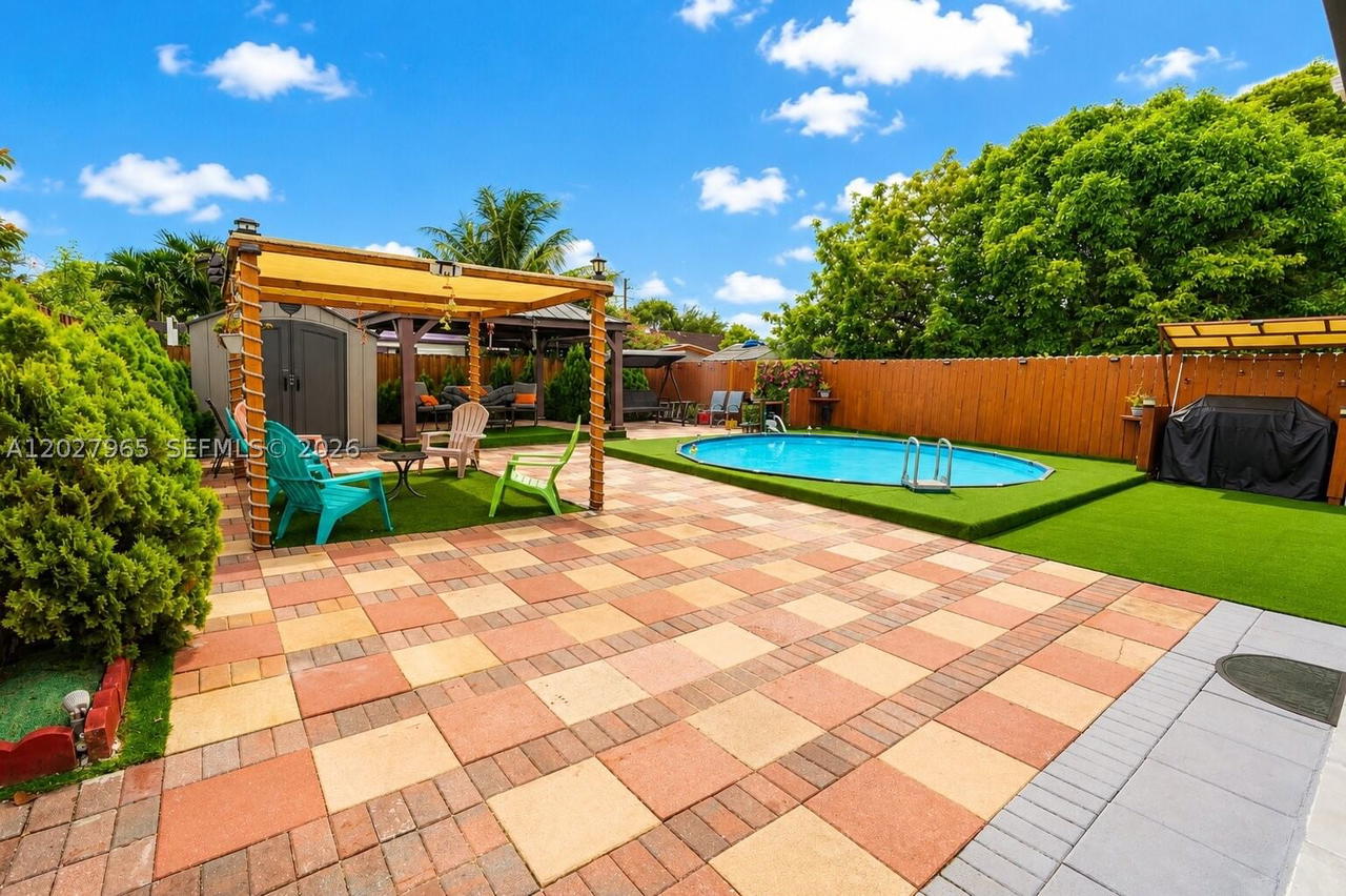 Real estate property located at 10624 181st St, Miami-dade, Jamel Twinhomes, Miami, FL