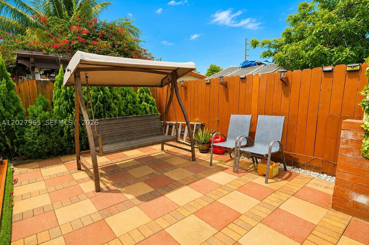 Real estate property located at 10624 181st St, Miami-dade, Jamel Twinhomes, Miami, FL