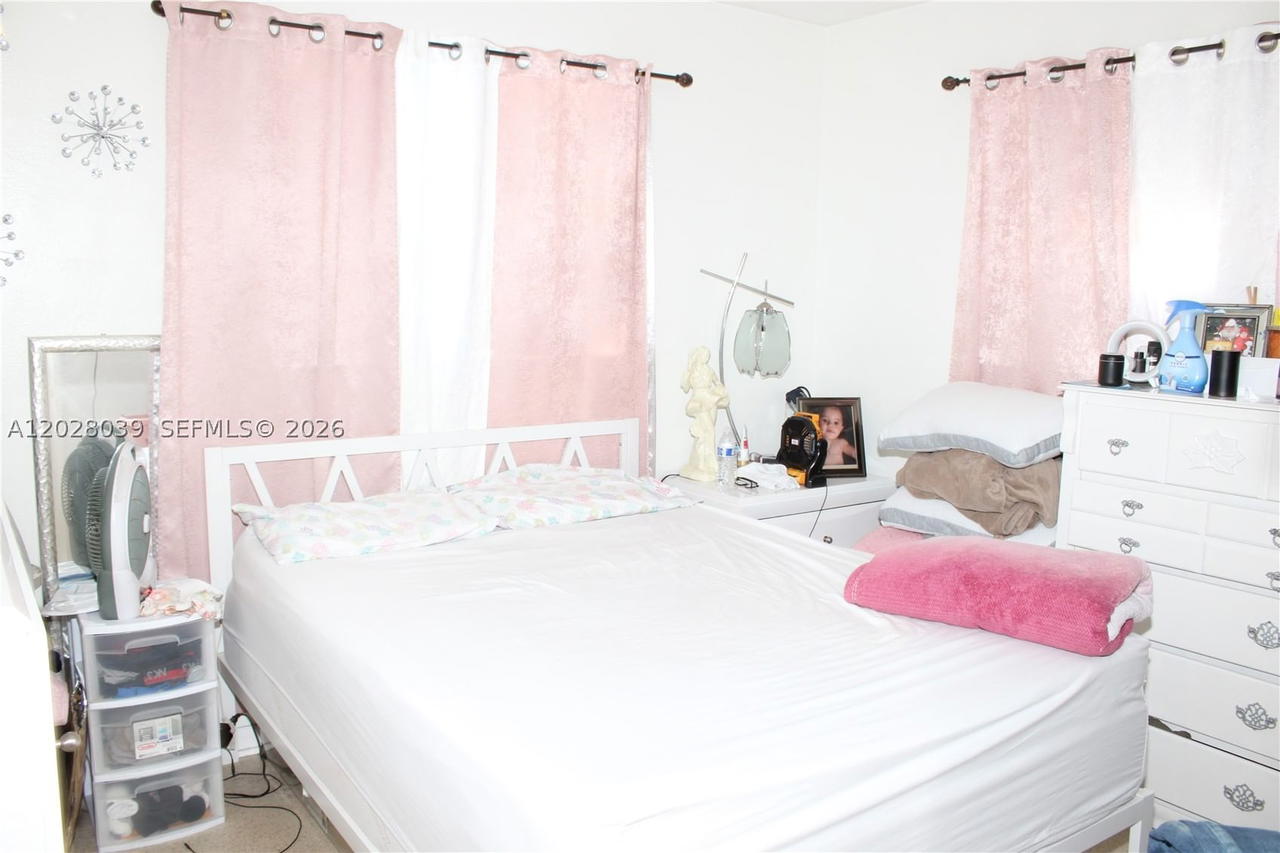Real estate property located at 1040 23rd Ct, Miami-dade, Riverside Farms, Miami, FL