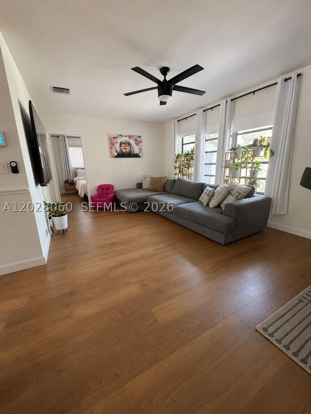 Real estate property located at 11 Redwood Cir, Broward, Plantation Gardens Sec 4a, Plantation, FL
