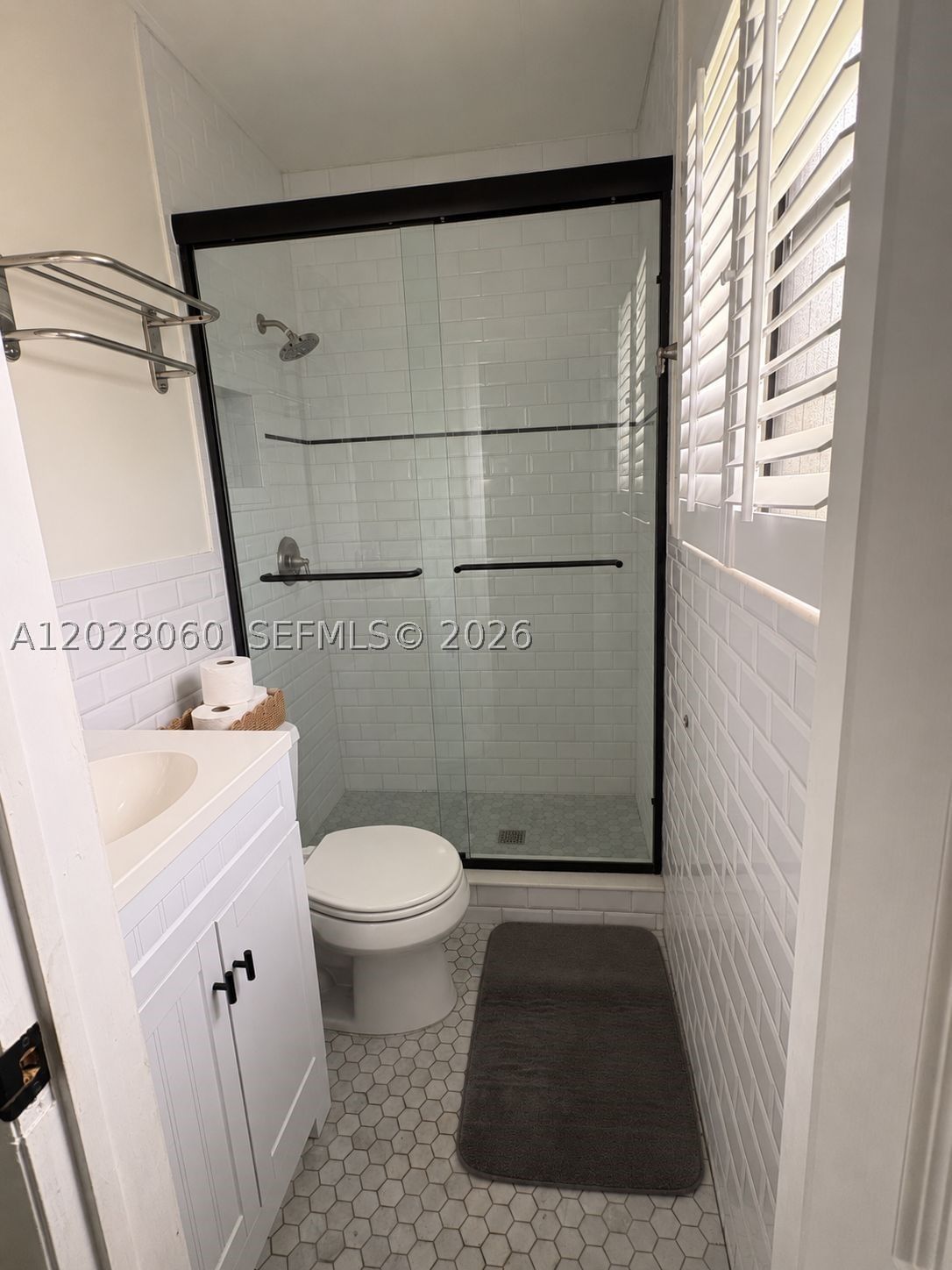 Real estate property located at 11 Redwood Cir, Broward, Plantation Gardens Sec 4a, Plantation, FL