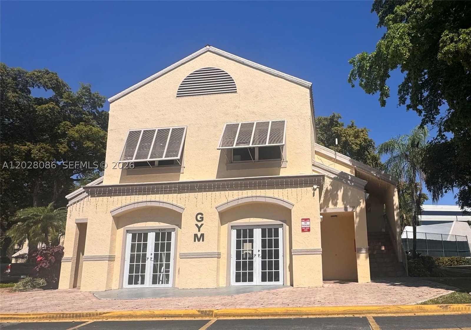 Real estate property located at 8290 Lake Dr #506, Miami-dade, Las Vistas At Doral Condo, Doral, FL