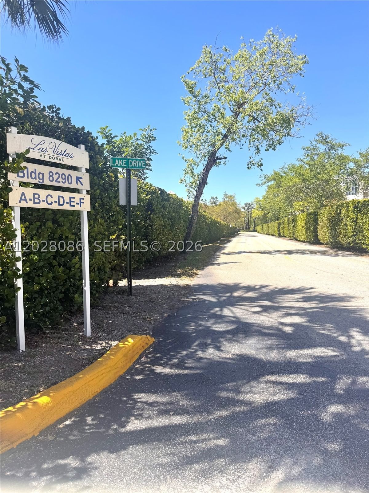Real estate property located at 8290 Lake Dr #506, Miami-dade, Las Vistas At Doral Condo, Doral, FL