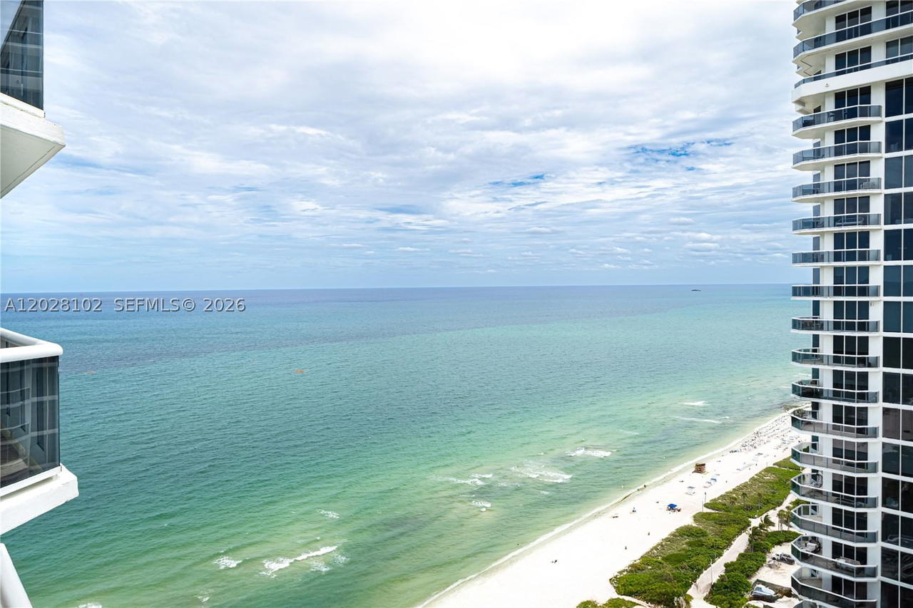 Real estate property located at 4779 Collins Ave #3504, Miami-dade, Blue Diamond Condo Green, Miami Beach, FL
