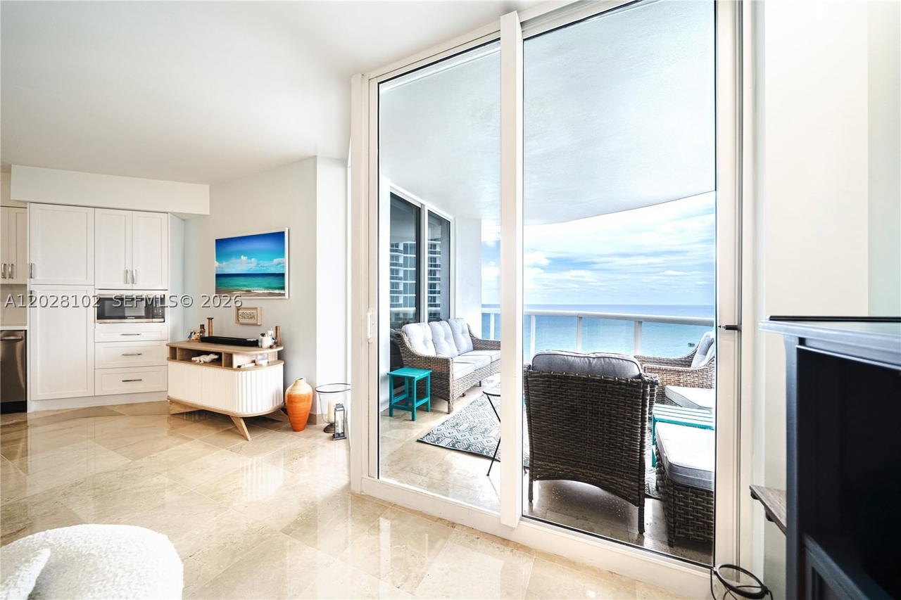 Real estate property located at 4779 Collins Ave #3504, Miami-dade, Blue Diamond Condo Green, Miami Beach, FL