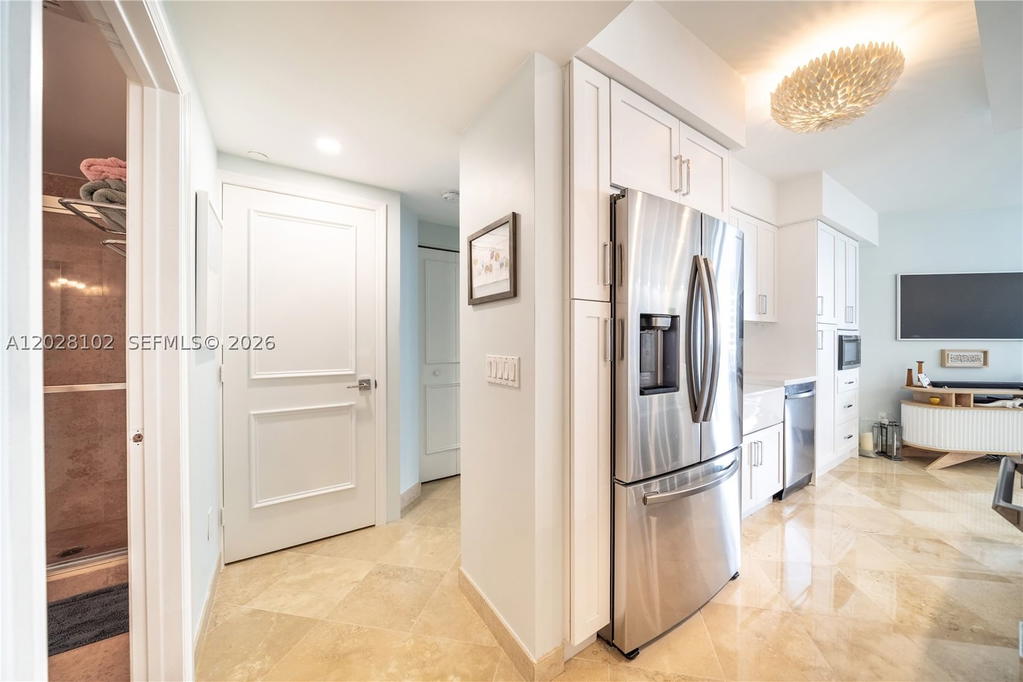 Real estate property located at 4779 Collins Ave #3504, Miami-dade, Blue Diamond Condo Green, Miami Beach, FL