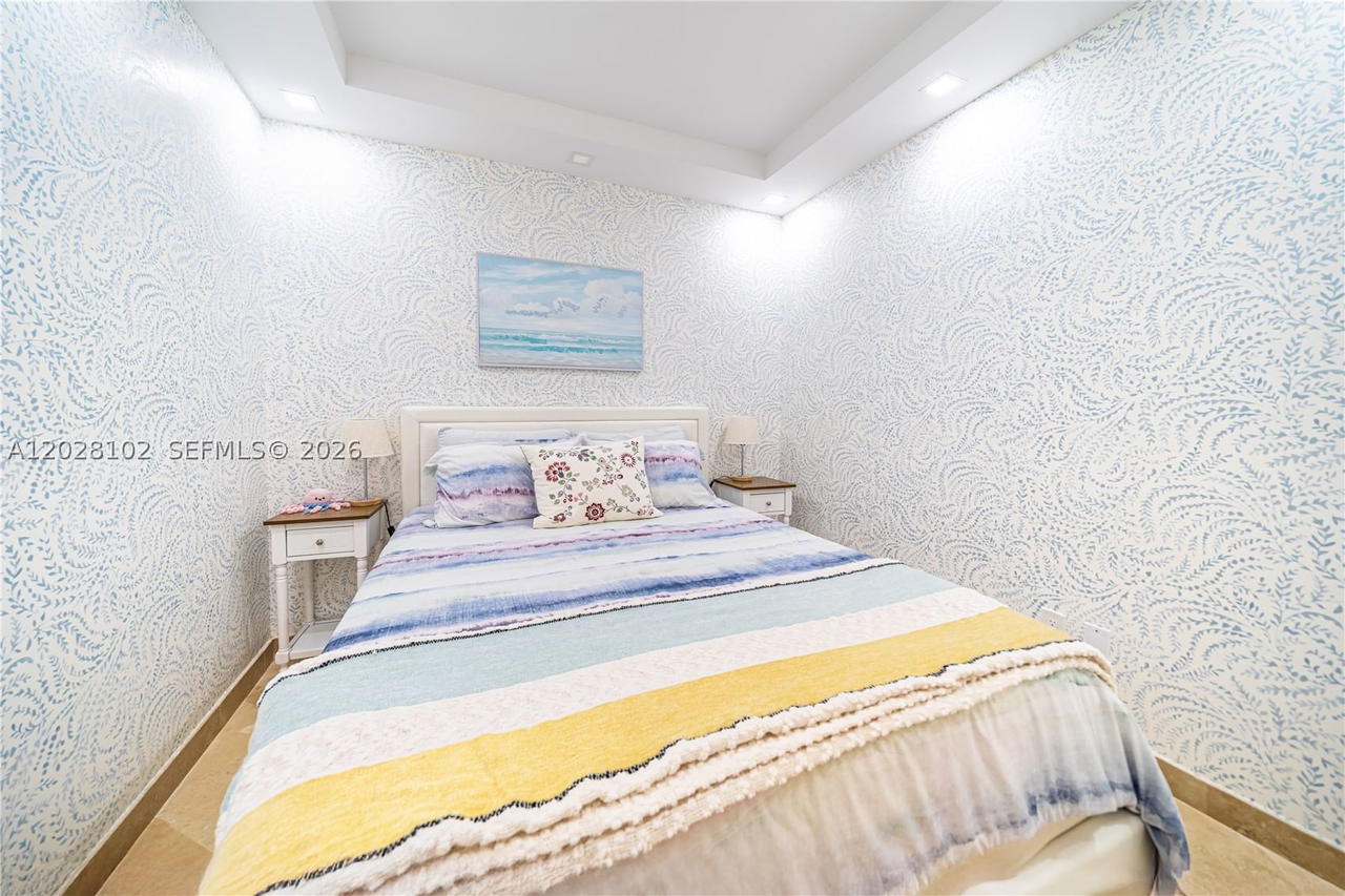 Real estate property located at 4779 Collins Ave #3504, Miami-dade, Blue Diamond Condo Green, Miami Beach, FL