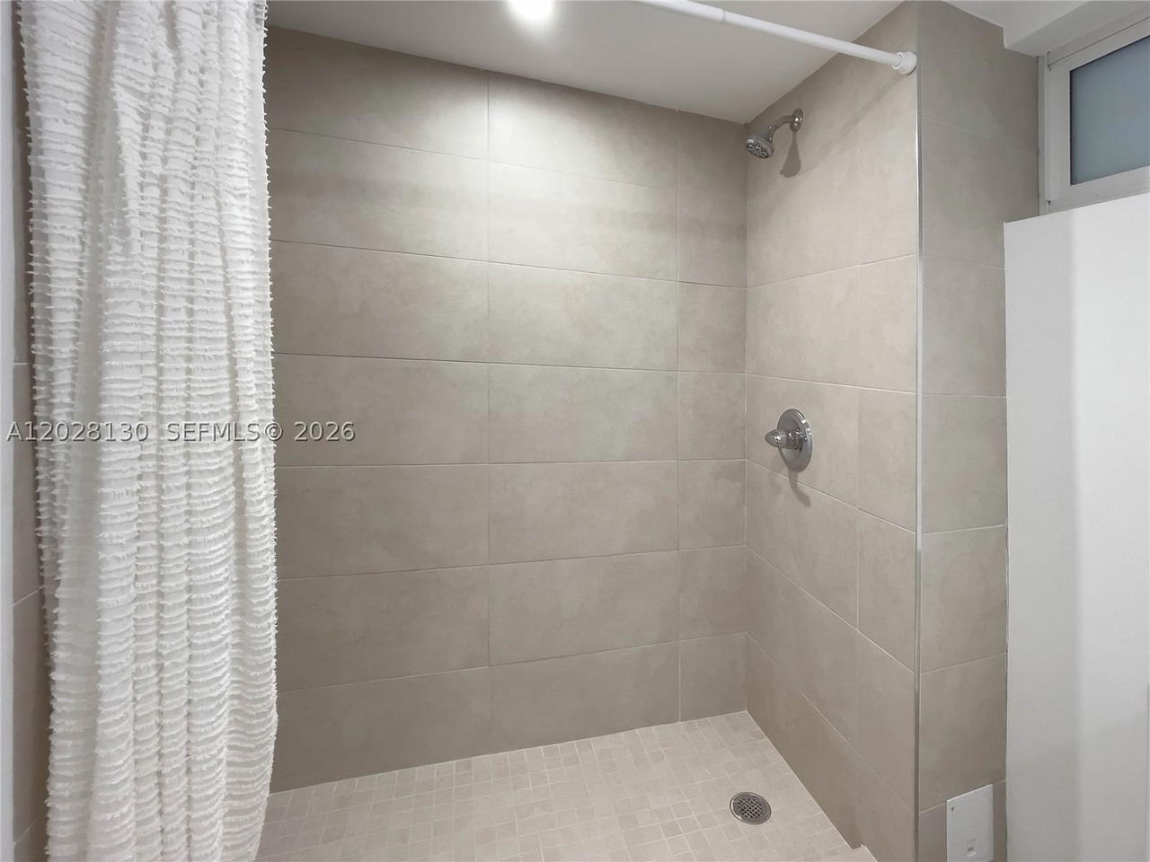 Real estate property located at 1670 Bay Rd #2D, Miami-dade, Bayside Terrace Condo, Miami Beach, FL
