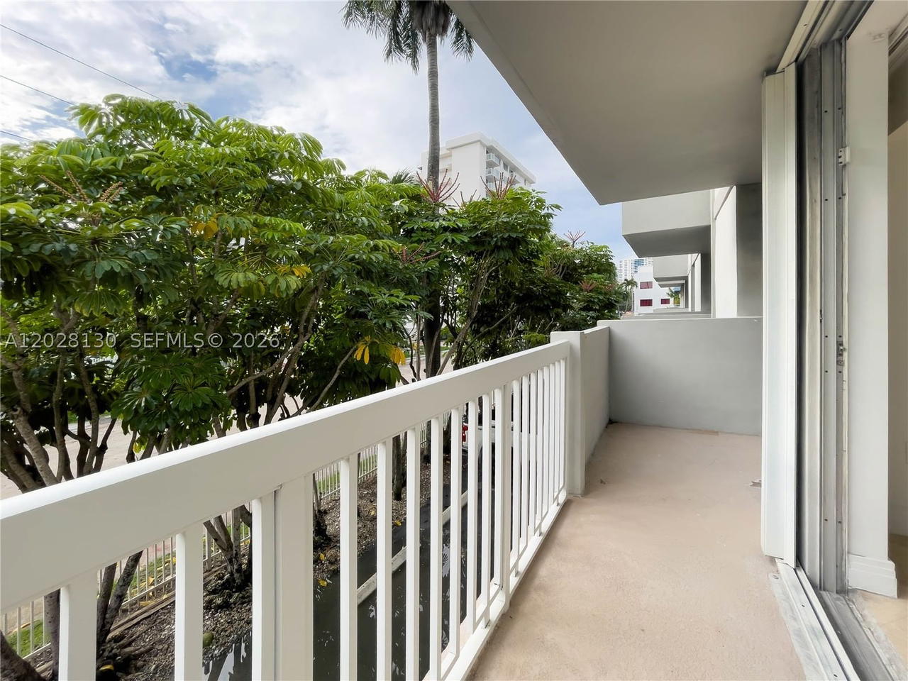 Real estate property located at 1670 Bay Rd #2D, Miami-dade, Bayside Terrace Condo, Miami Beach, FL