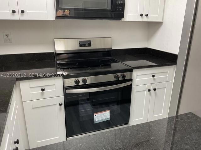 Real estate property located at 1555 44th Pl #203, Miami-dade, St Andrews Court Condo, Hialeah, FL