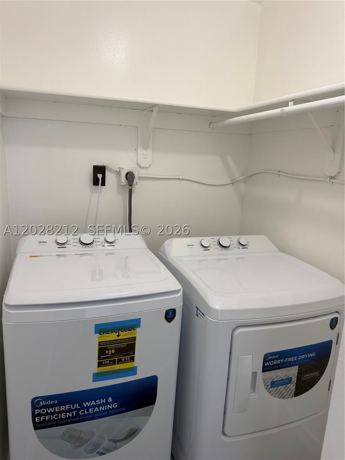 Real estate property located at 1555 44th Pl #203, Miami-dade, St Andrews Court Condo, Hialeah, FL
