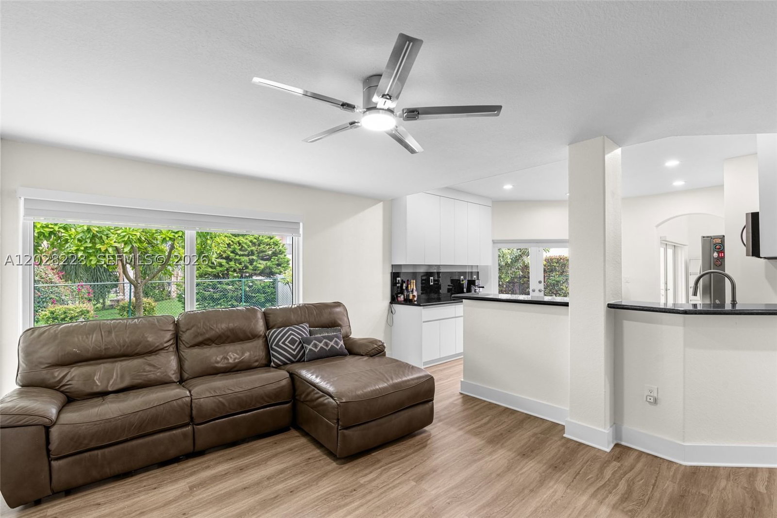 Real estate property located at 6014 160th Ave, Miami-dade, Balani Sub, Miami, FL