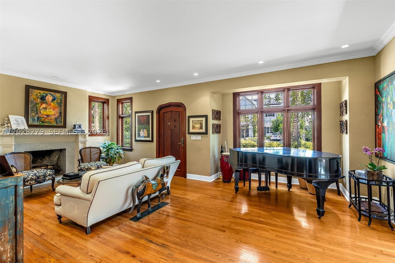 Real estate property located at 3462 Moorings Way, Miami-dade, The Moorings, Miami, FL