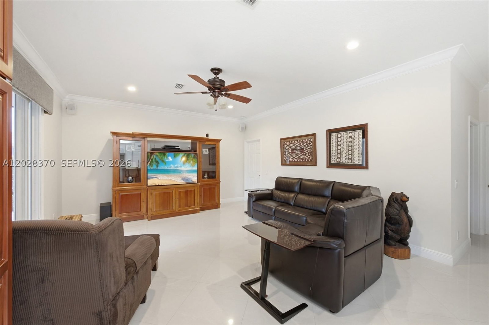 Real estate property located at 2608 Oakbrook Ct, Broward, Oakbrook Weston Hills, Weston, FL