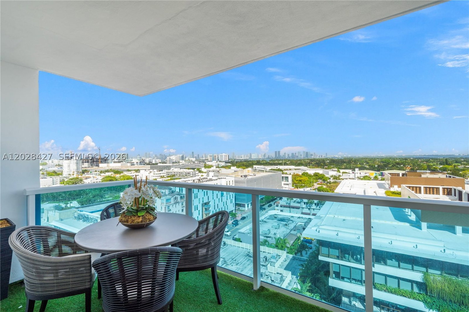Real estate property located at 2301 Collins Ave #1432, Miami-dade, Roney Palace Condo, Miami Beach, FL