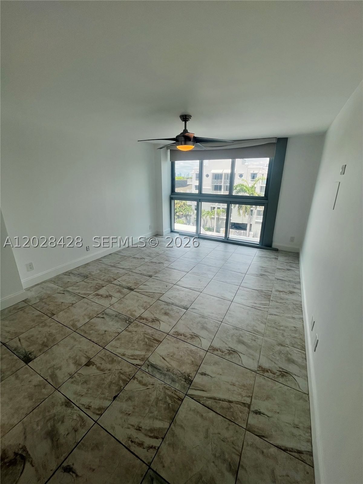 Real estate property located at 2655 Collins Ave #602, Miami-dade, Mirasol Ocean Towers Cond, Miami Beach, FL