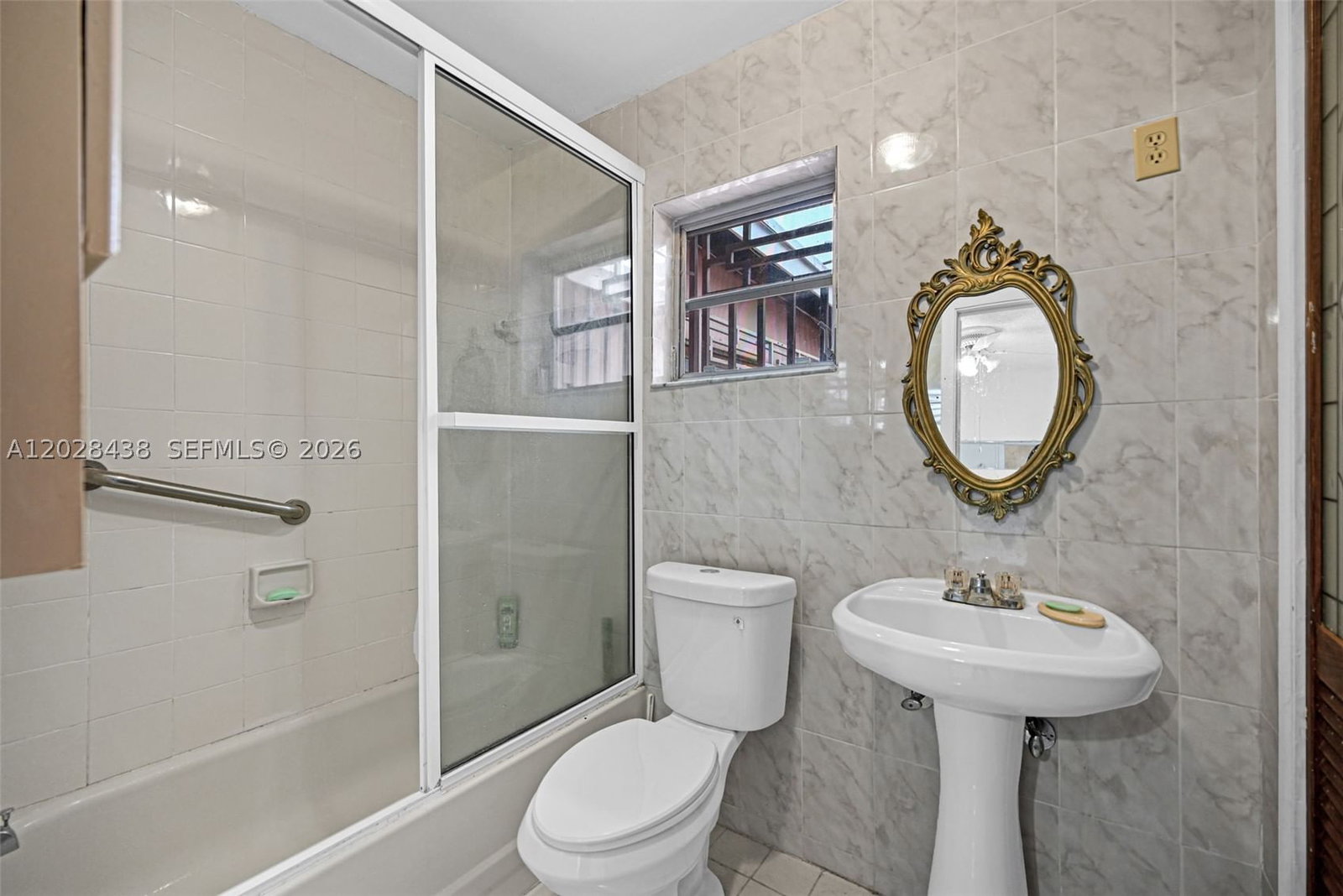 Real estate property located at 1421 92nd Ave, Miami-dade, Coral Park Estates Sec 4, Miami, FL