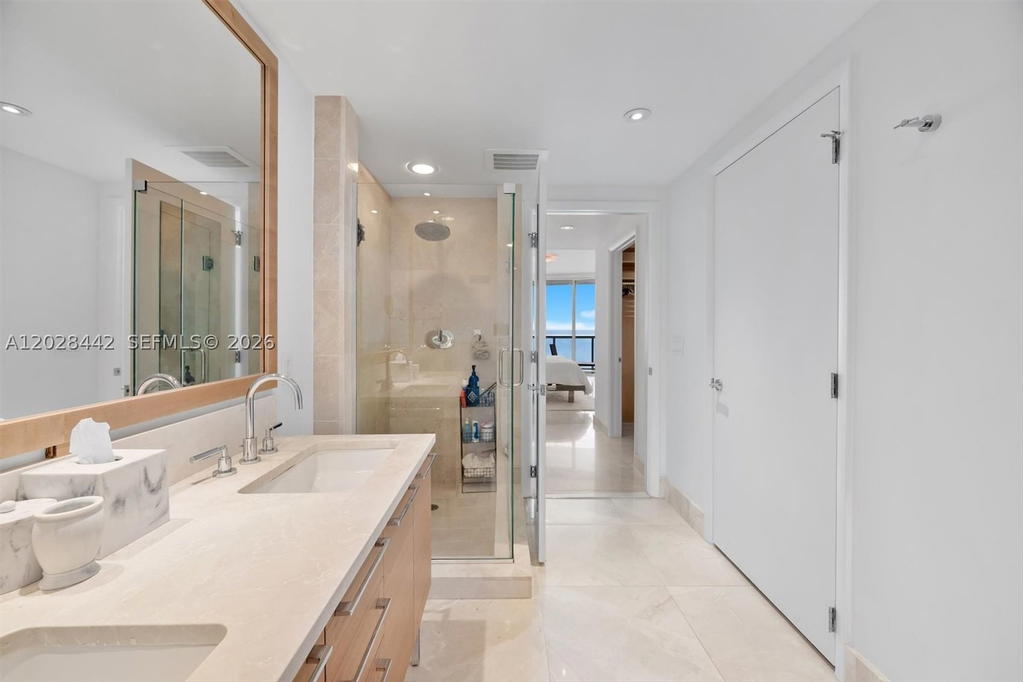 Real estate property located at 17001 Collins Ave #2307, Miami-dade, Jade Beach Condo, Sunny Isles Beach, FL