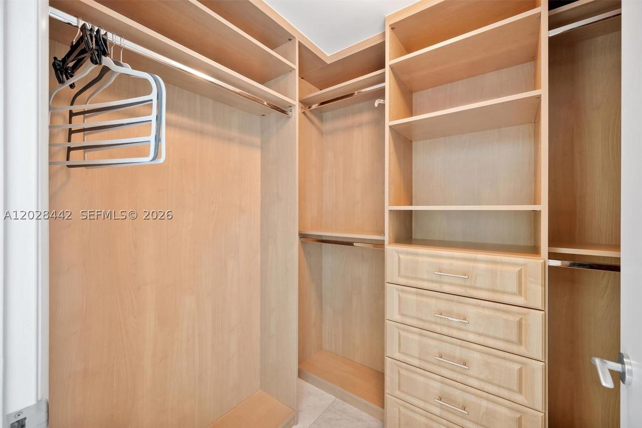 Real estate property located at 17001 Collins Ave #2307, Miami-dade, Jade Beach Condo, Sunny Isles Beach, FL