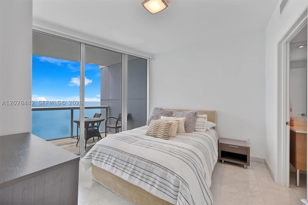 Real estate property located at 17001 Collins Ave #2307, Miami-dade, Jade Beach Condo, Sunny Isles Beach, FL