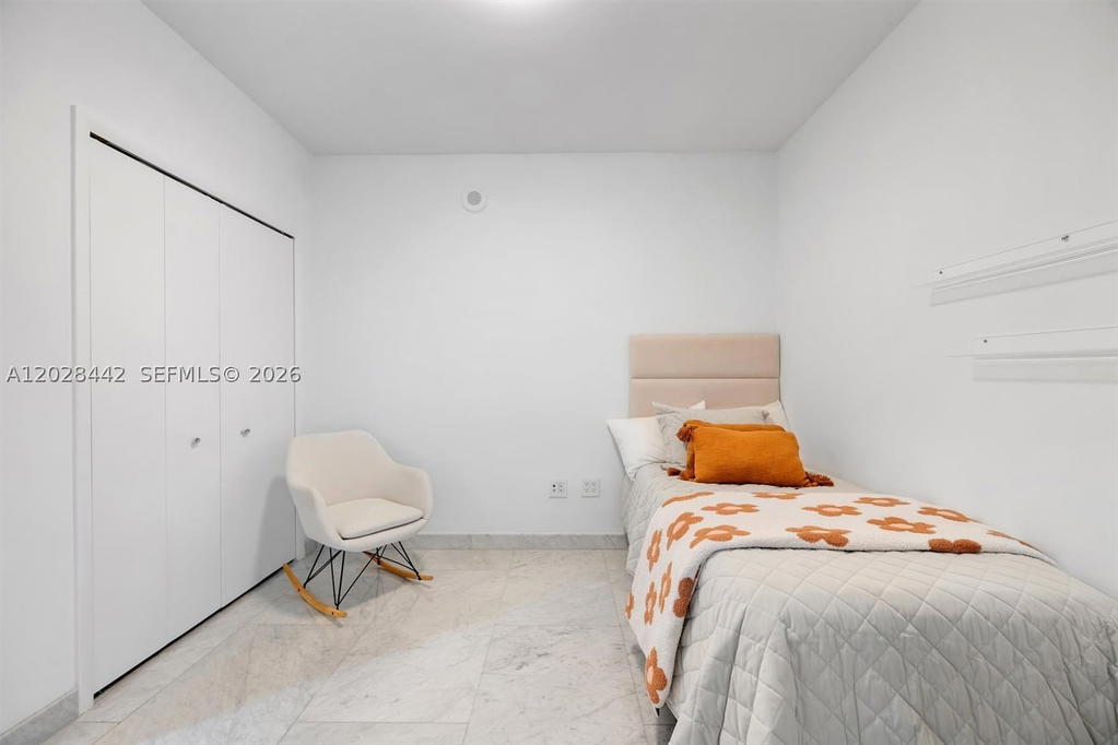 Real estate property located at 17001 Collins Ave #2307, Miami-dade, Jade Beach Condo, Sunny Isles Beach, FL