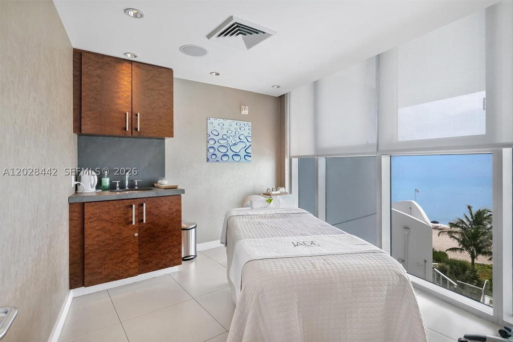 Real estate property located at 17001 Collins Ave #2307, Miami-dade, Jade Beach Condo, Sunny Isles Beach, FL